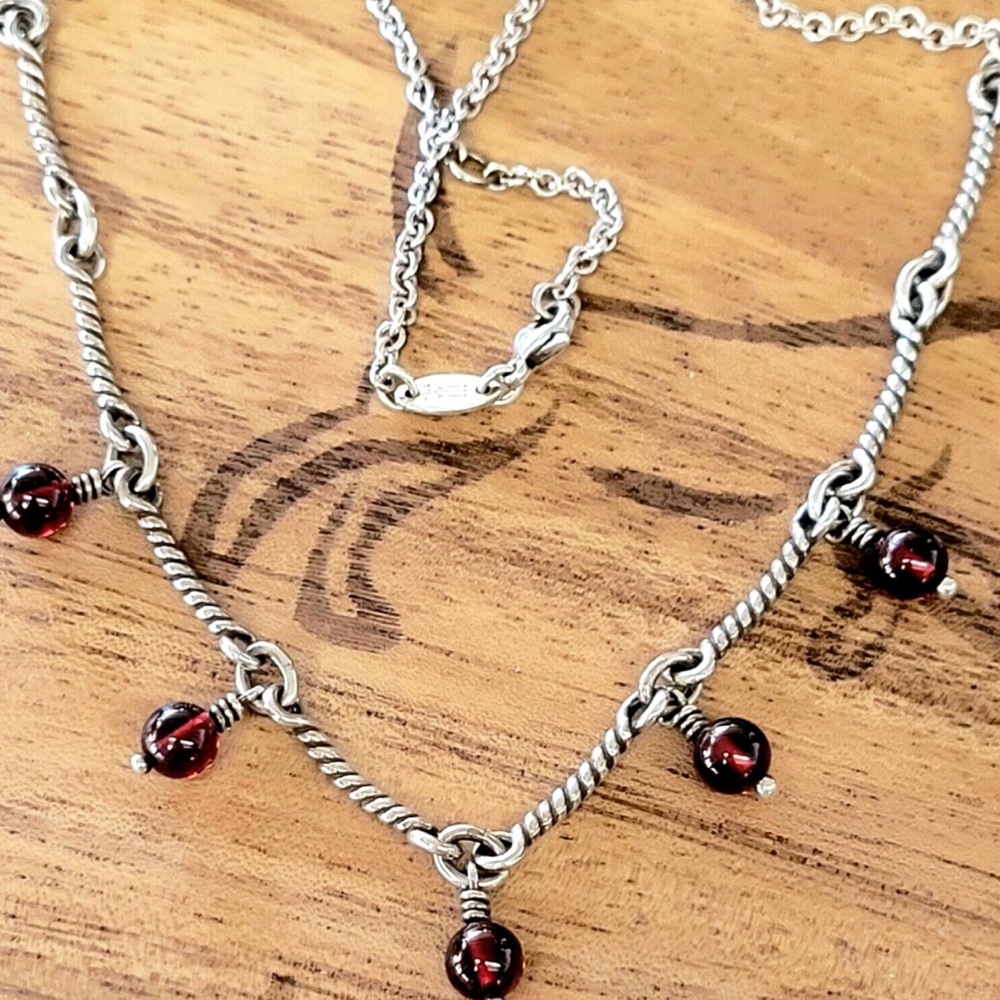 Rare retired James Avery cabachon garnet and silver necklace